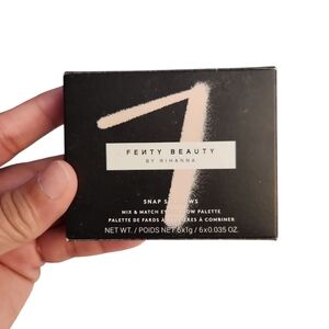 Fenty Beauty Snap Shadows Eyeshadow Palette - 7 Cadet